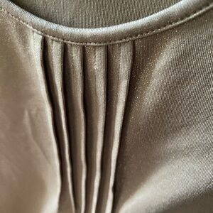 This gold shimmer shell is absolutely beautiful